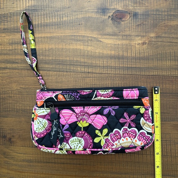 Vera Bradley wristlet - Picture 4 of 6